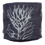 Soft Pot-White on Grey